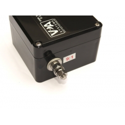 TRANSFORMATOR ANTENOWY SZEROKOPASMOWY UN-UN 9:1 1000W 1.8-30 MHz UNIWERSALNY